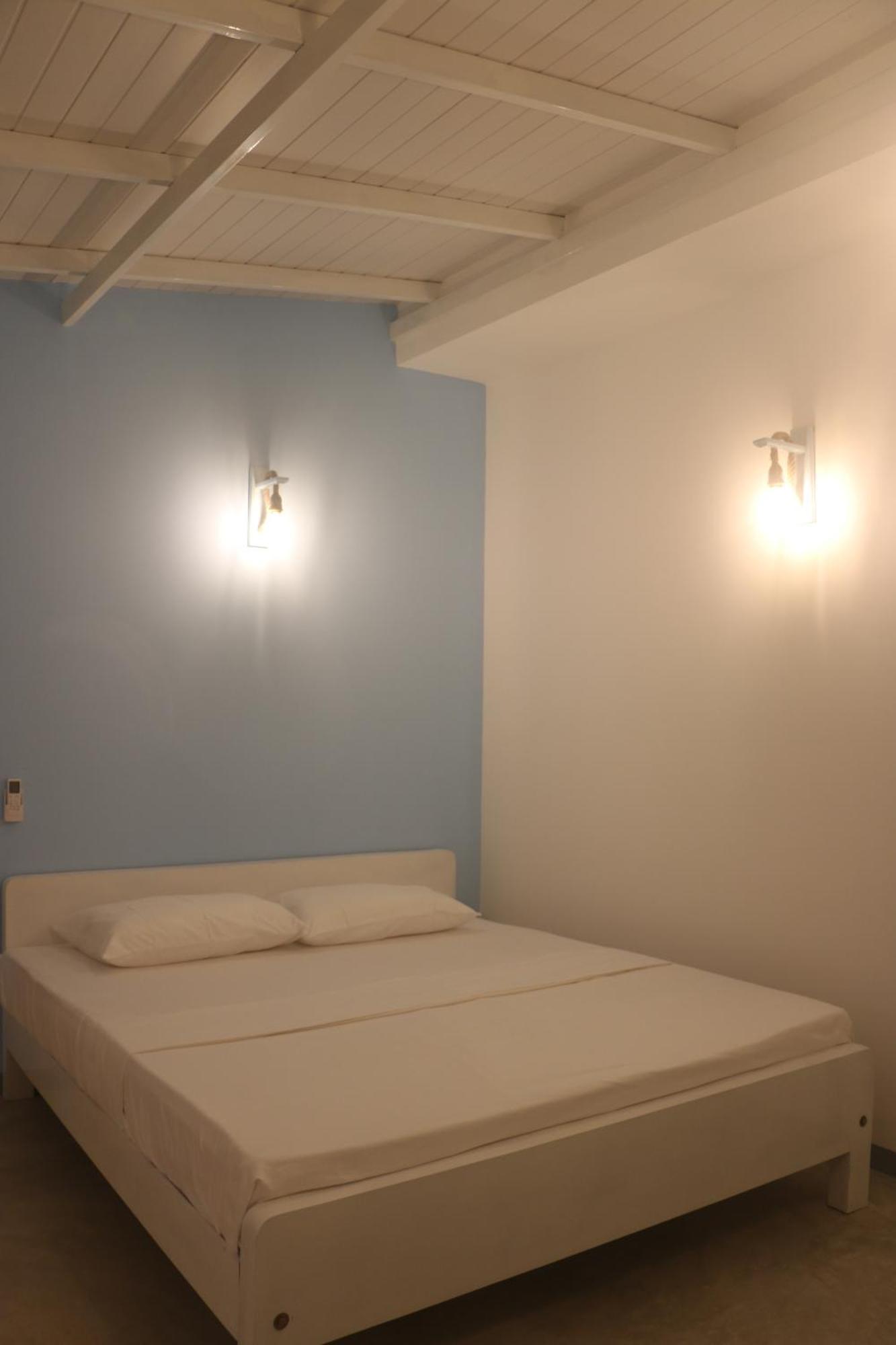 A.V.N Homestay Unawatuna Luaran gambar