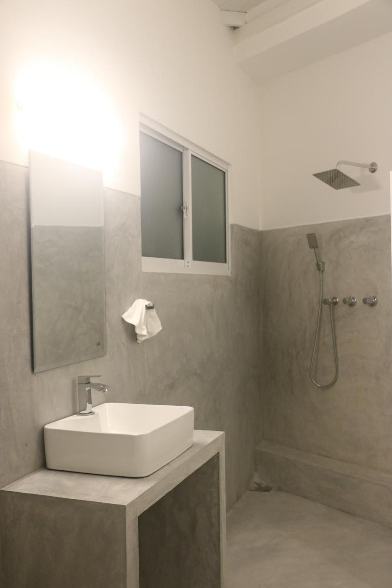 A.V.N Homestay Unawatuna Luaran gambar