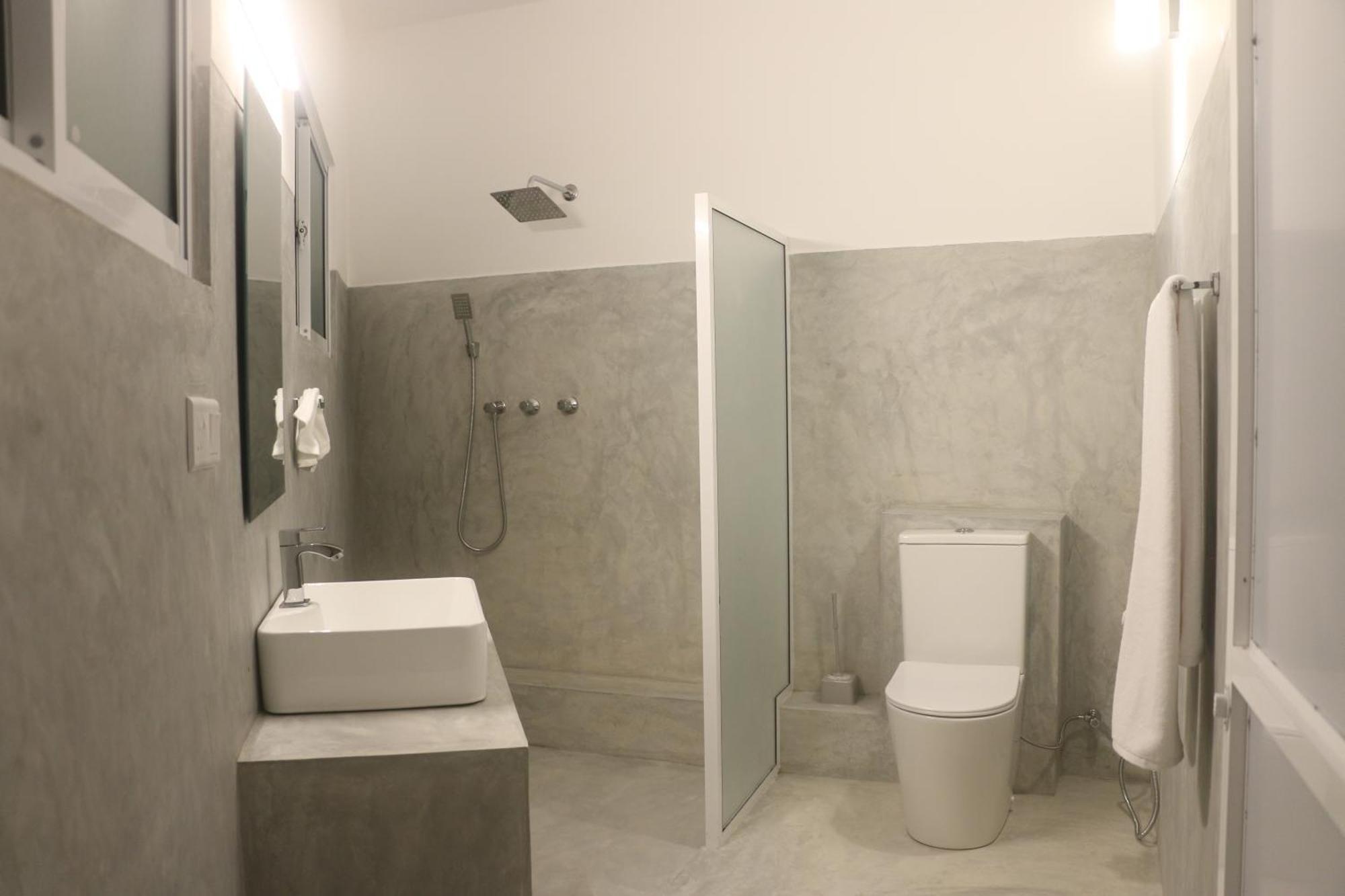 A.V.N Homestay Unawatuna Luaran gambar