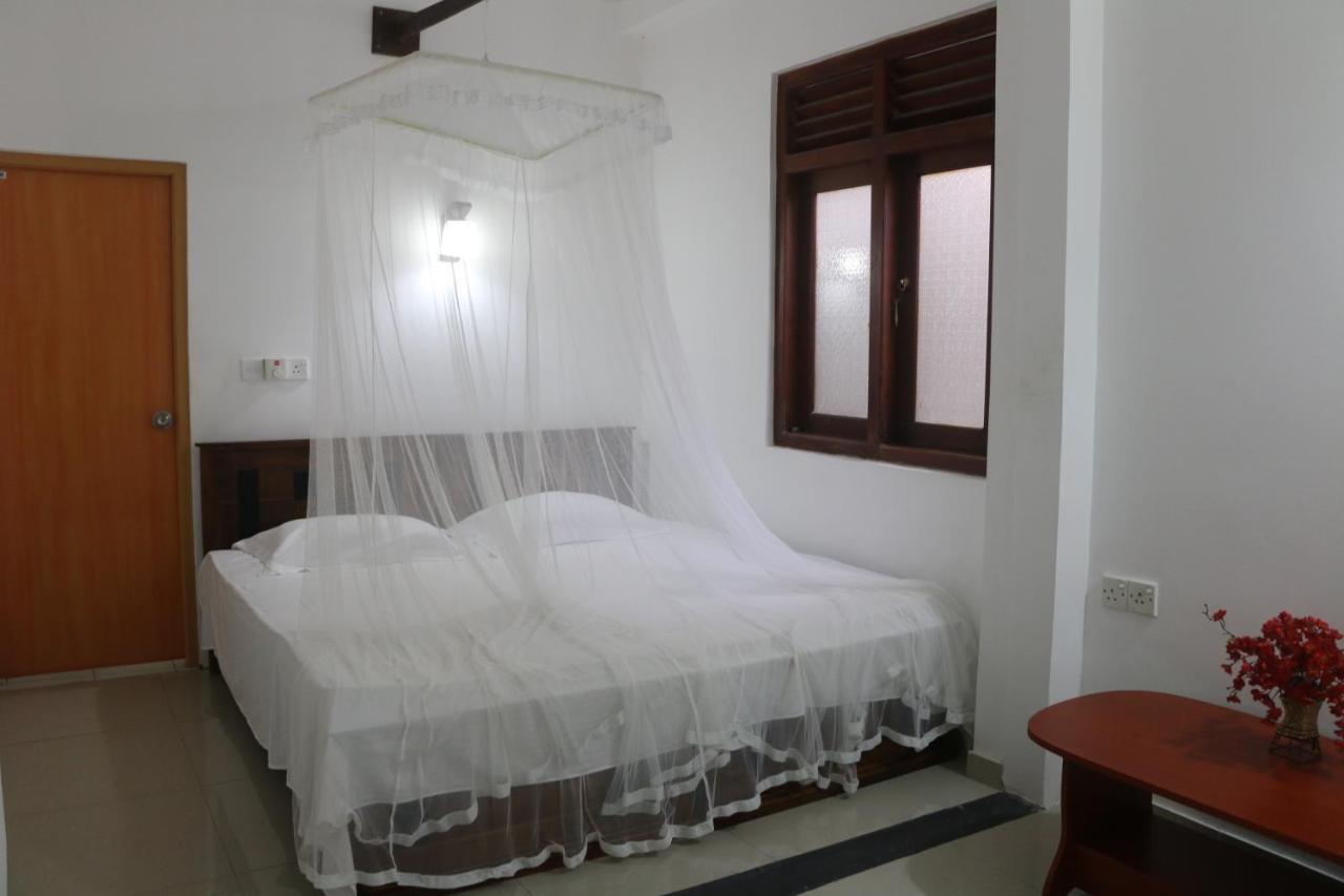 A.V.N Homestay Unawatuna Luaran gambar