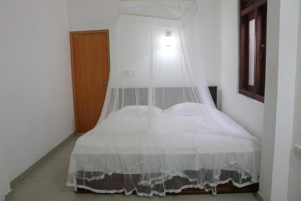 A.V.N Homestay Unawatuna Luaran gambar