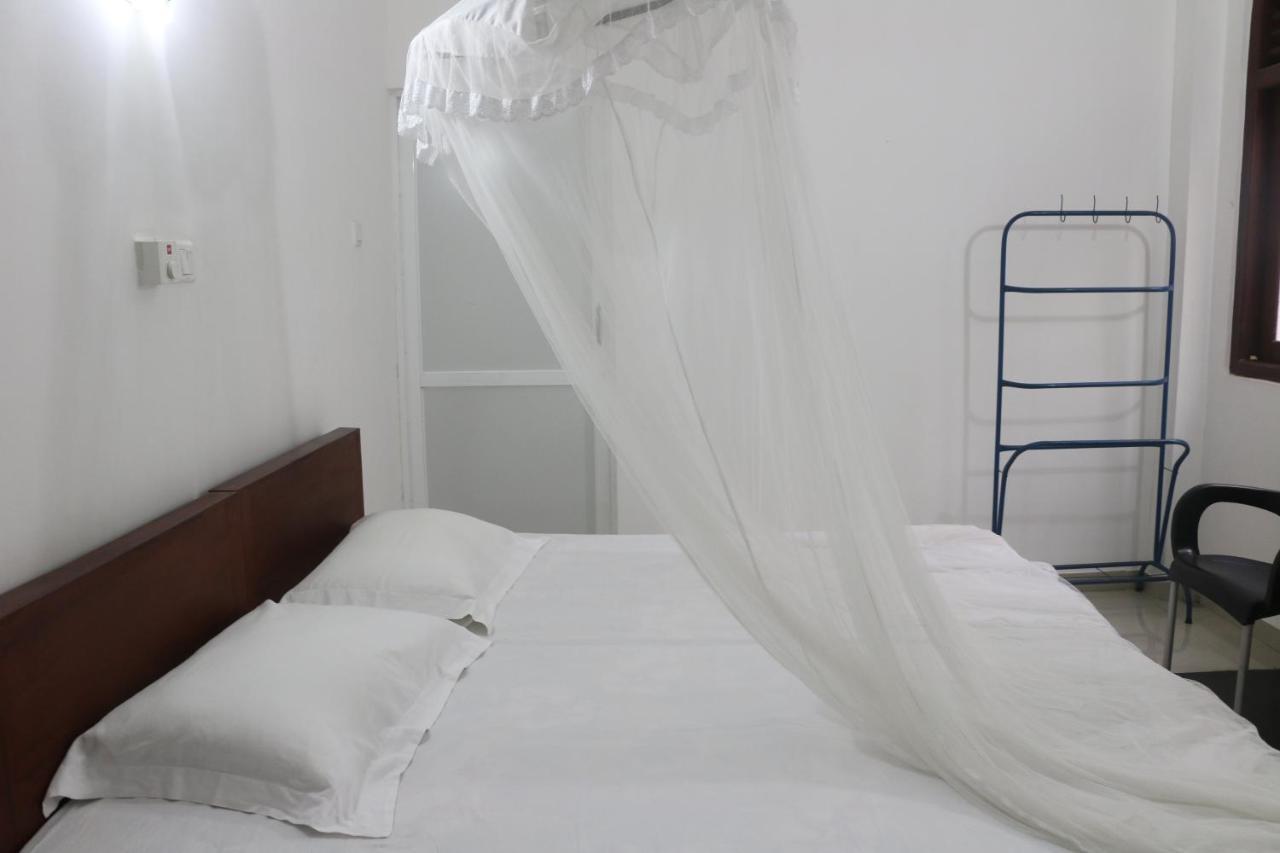 A.V.N Homestay Unawatuna Luaran gambar