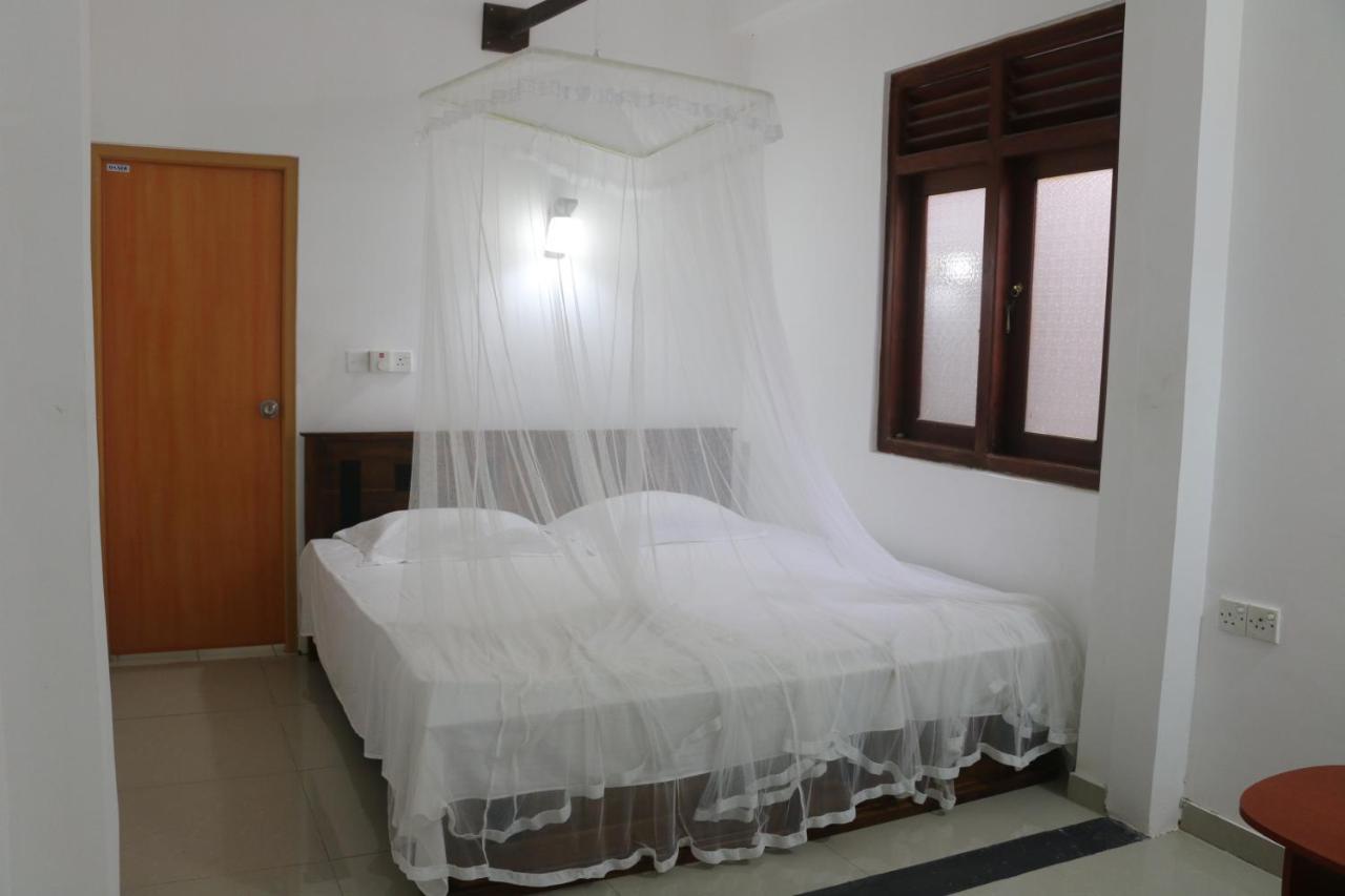 A.V.N Homestay Unawatuna Luaran gambar