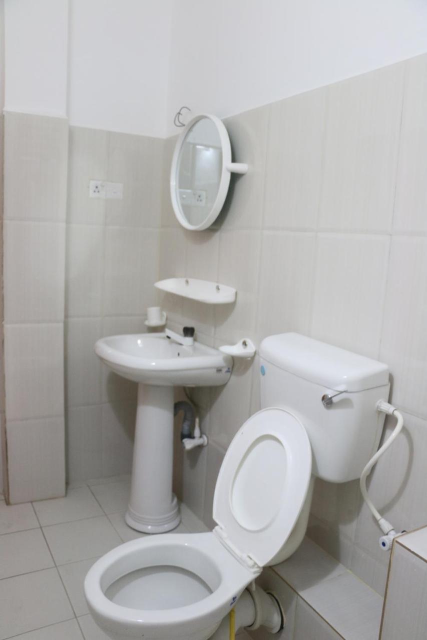 A.V.N Homestay Unawatuna Luaran gambar