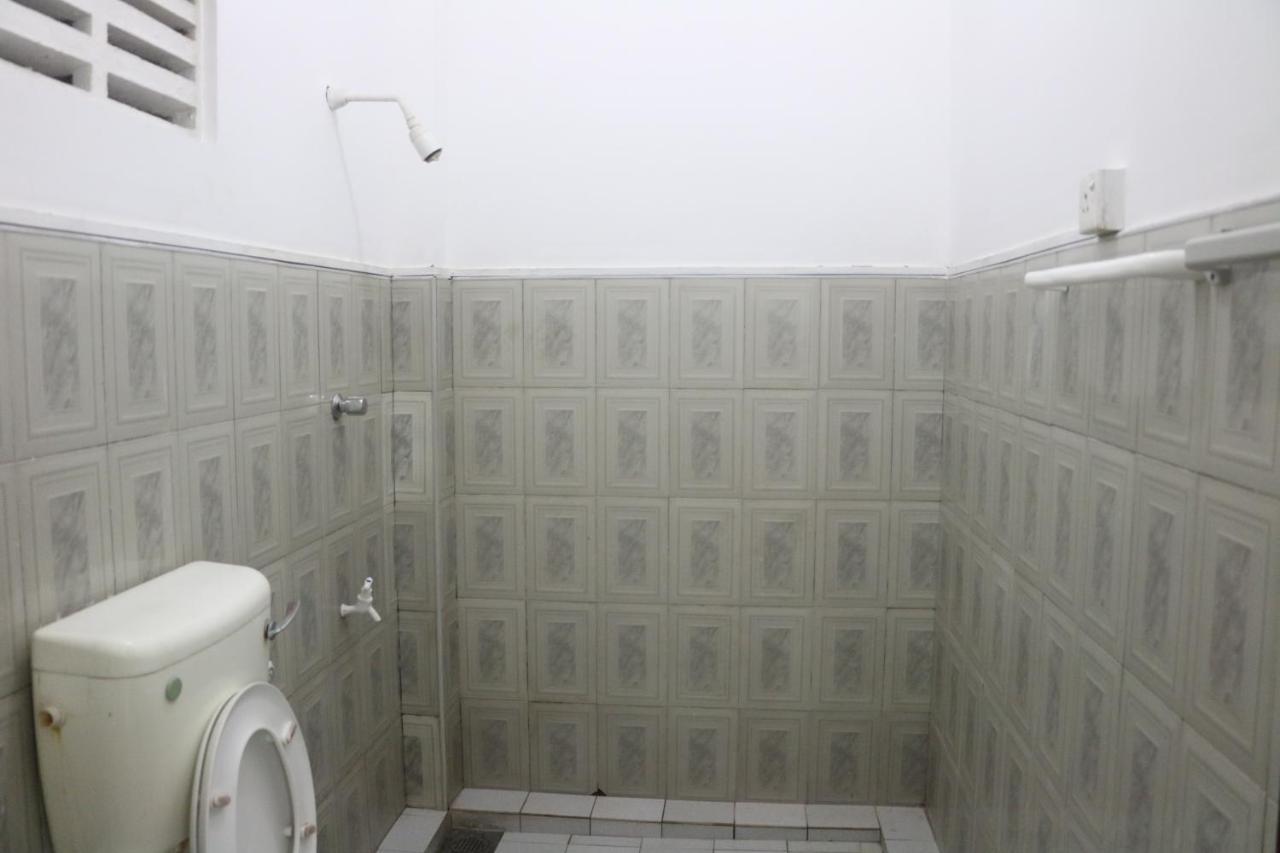 A.V.N Homestay Unawatuna Luaran gambar